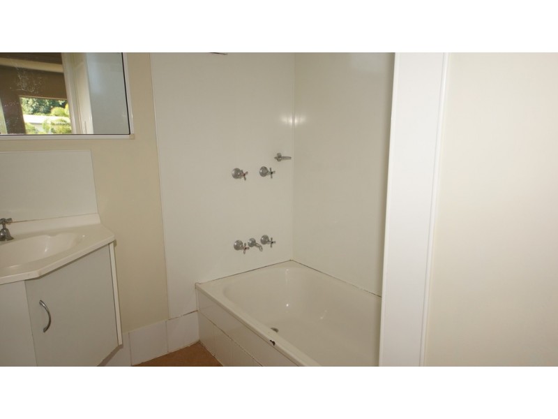 28 Magpie Street, Slade Point QLD 4740