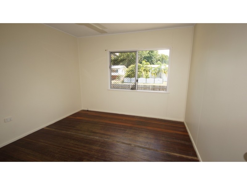 28 Magpie Street, Slade Point QLD 4740