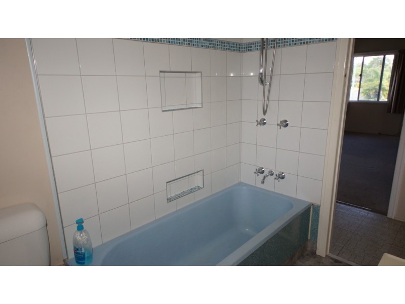 14 Edmond St, West Mackay QLD 4740