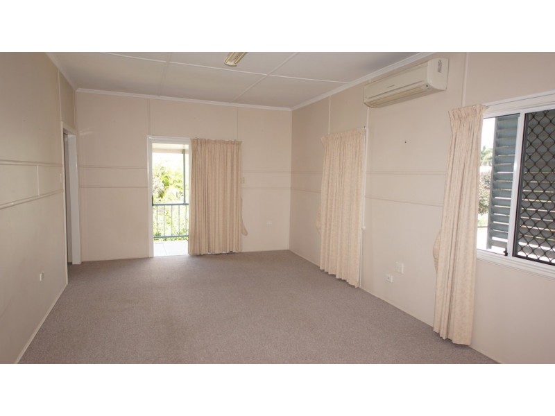 14 Edmond St, West Mackay QLD 4740