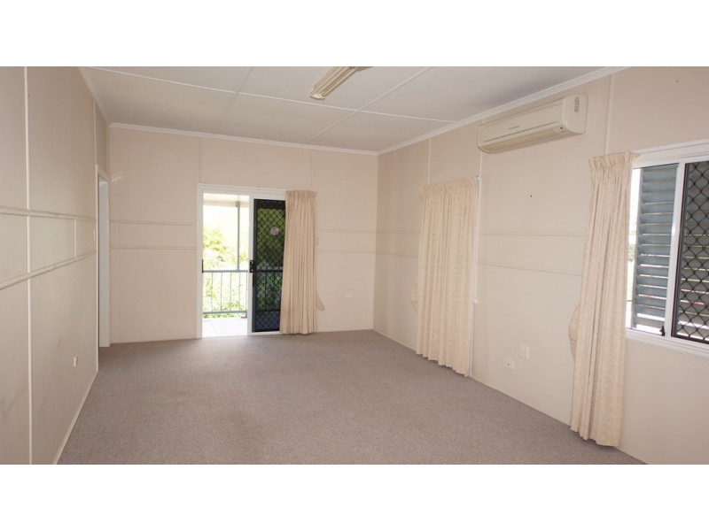 14 Edmond St, West Mackay QLD 4740