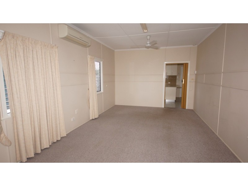 14 Edmond St, West Mackay QLD 4740