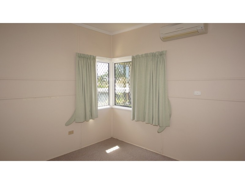 14 Edmond St, West Mackay QLD 4740