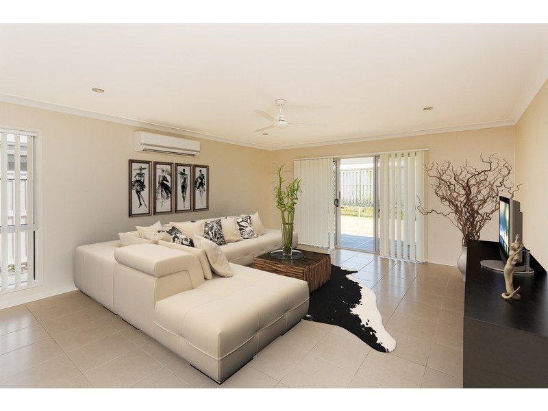 46 Newport Parade, Blacks Beach QLD 4740