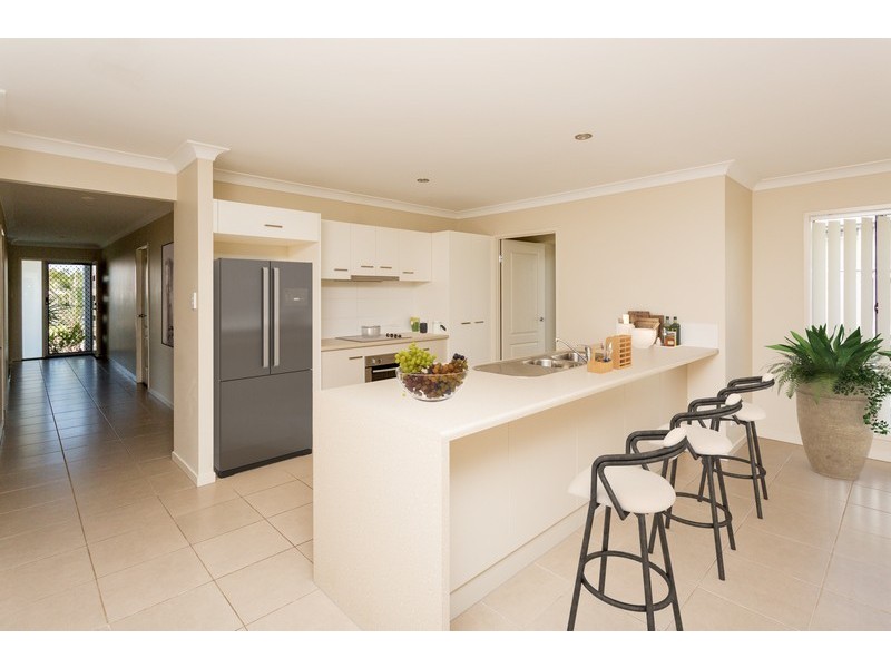 46 Newport Parade, Blacks Beach QLD 4740