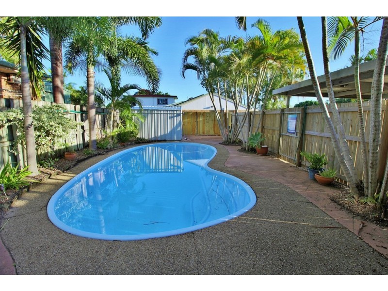 36 Cavanagh Drive, Blacks Beach QLD 4740