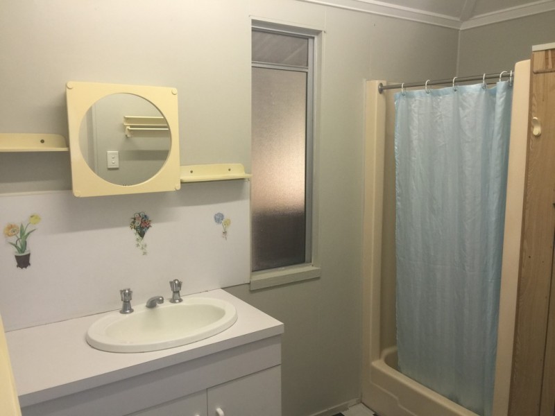 25 Taylor Street, West Mackay QLD 4740