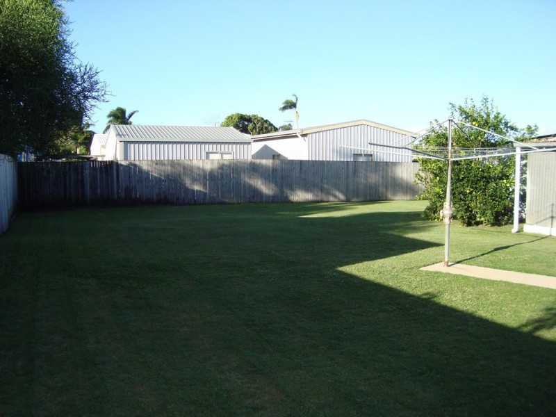 16 Mary Street, West Mackay QLD 4740