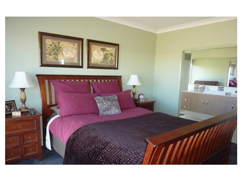 9 Oysterlee Street, Beaconsfield QLD 4740