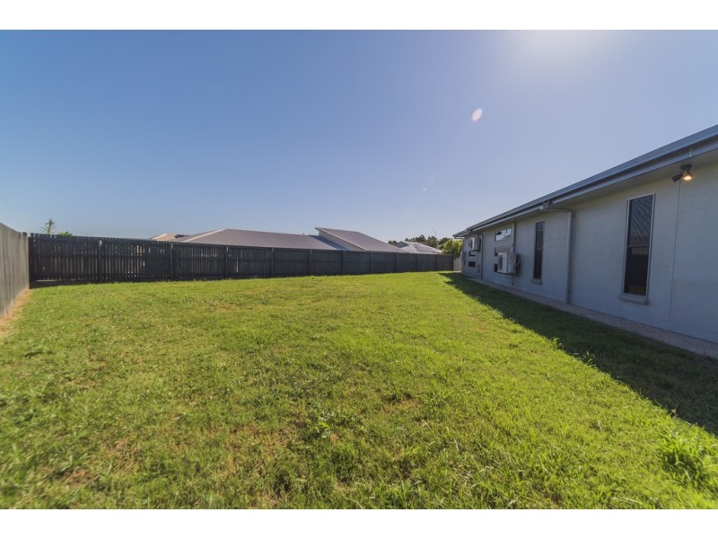30 Raffia Street, Rural View QLD 4740