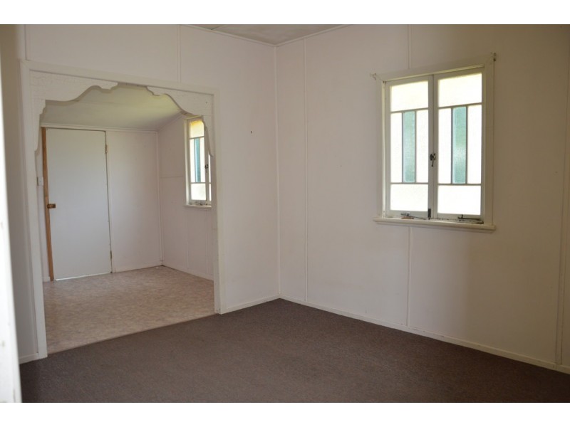 17 Burgess Street, North Mackay QLD 4740