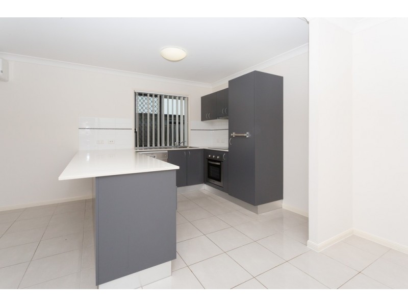 68 Newport Parade, Blacks Beach QLD 4740