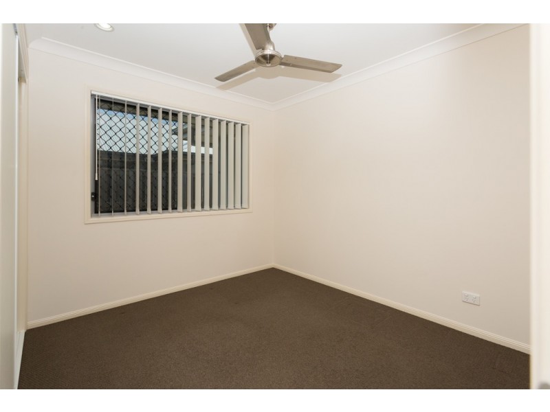 68 Newport Parade, Blacks Beach QLD 4740