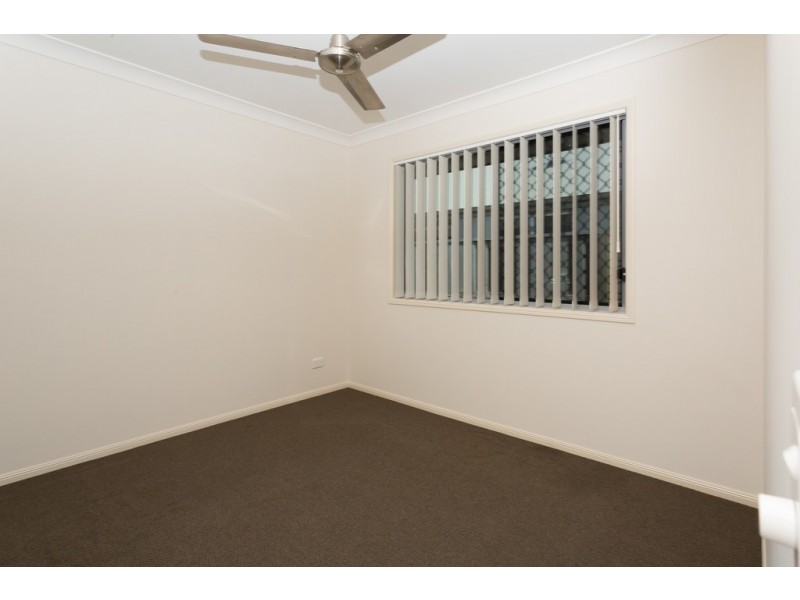 68 Newport Parade, Blacks Beach QLD 4740
