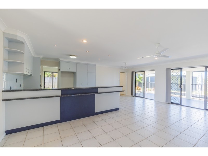 52 Patricia Drive, Andergrove QLD 4740