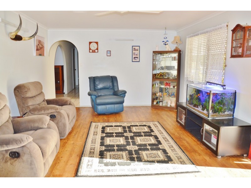 40 Tropical Avenue, Andergrove QLD 4740