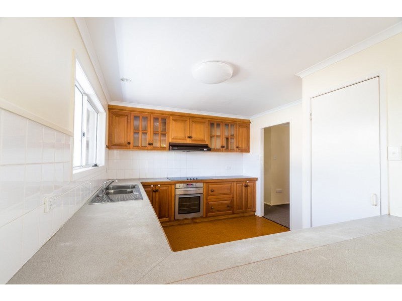 8/23 Cabbage Tree Road, Andergrove QLD 4740
