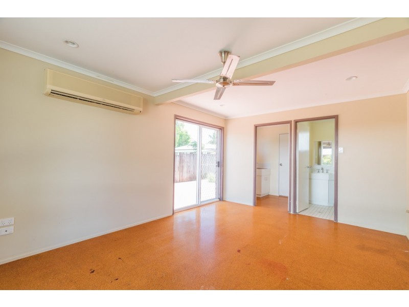 8/23 Cabbage Tree Road, Andergrove QLD 4740