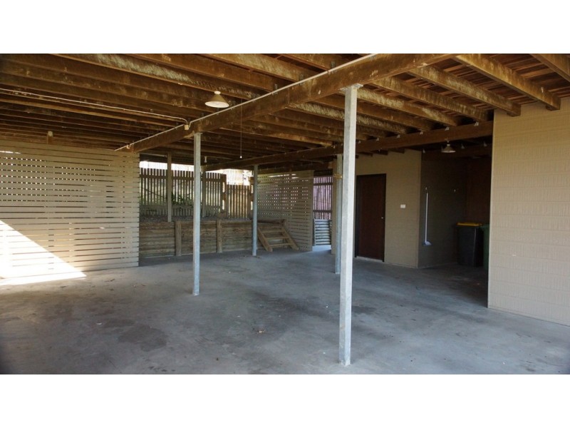 4 Driftwood Court, Rural View QLD 4740