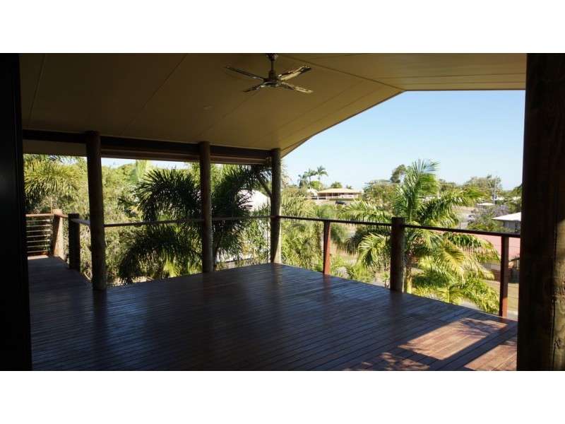 4 Driftwood Court, Rural View QLD 4740