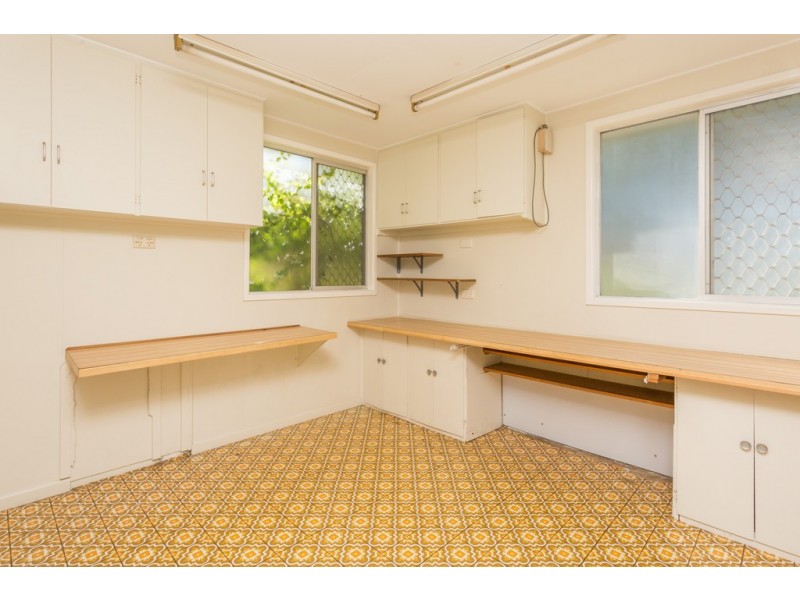 1 George Milton Street, West Mackay QLD 4740