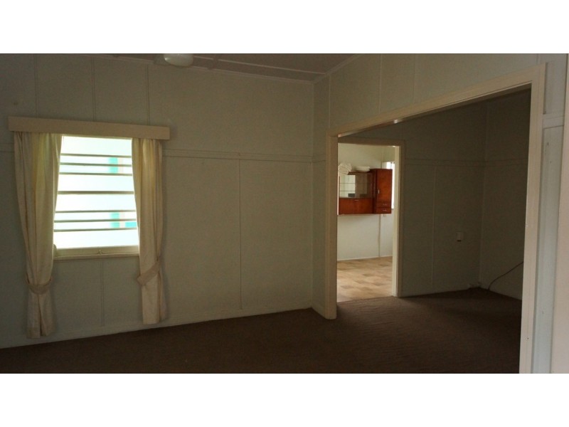 4 Chataway Street, West Mackay QLD 4740