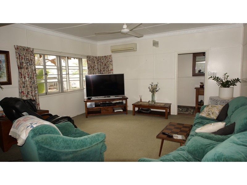 6 Chataway Street, West Mackay QLD 4740