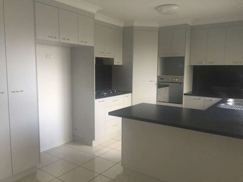 16 Firefly Crescent, Ooralea QLD 4740