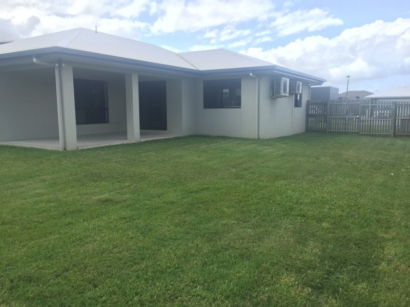 16 Firefly Crescent, Ooralea QLD 4740