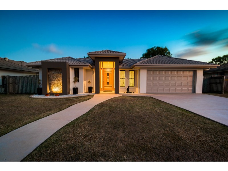 3 Lakeview Drive, Beaconsfield QLD 4740