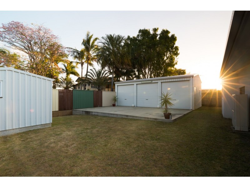 3 Lakeview Drive, Beaconsfield QLD 4740