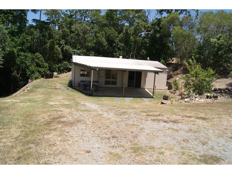 15 Bayview Drive, Habana QLD 4740