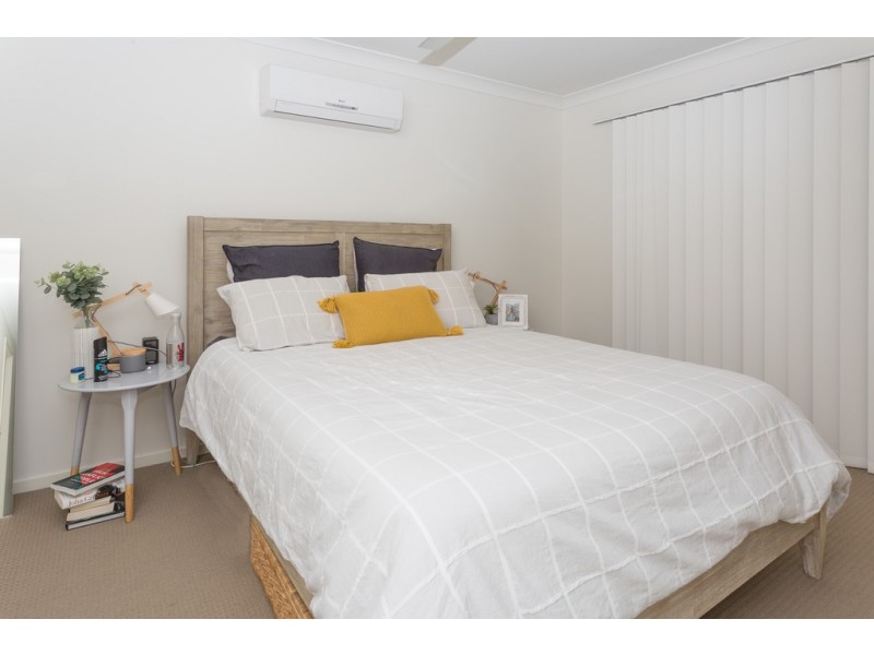 33 Village Circuit, Eimeo QLD 4740