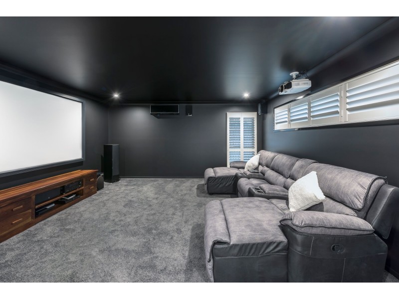 13 Midras Place, Bucasia QLD 4750