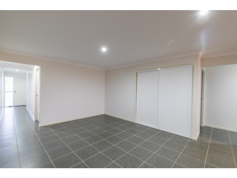 2 Fiona Court, Mount Pleasant QLD 4740