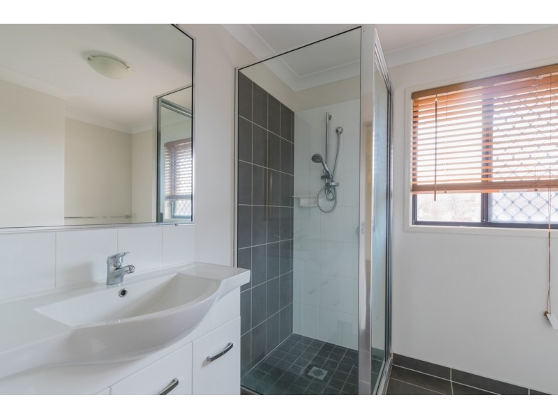 2 Fiona Court, Mount Pleasant QLD 4740