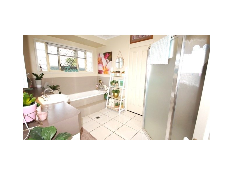 1 Salvina Court, Walkerston QLD 4751