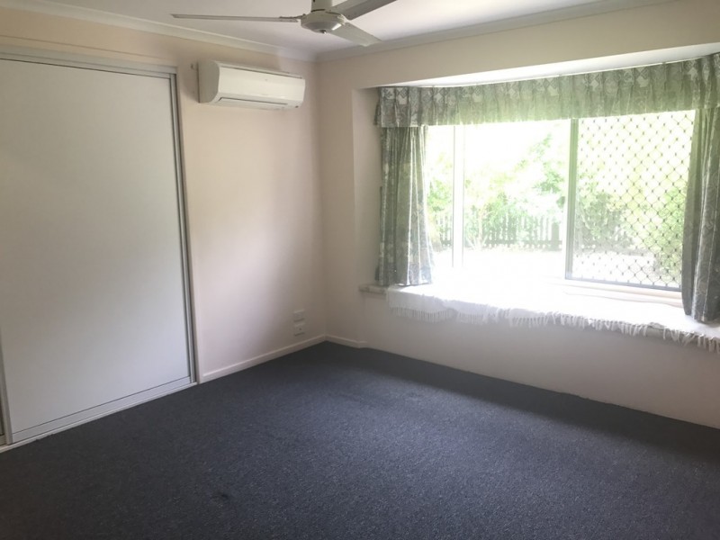 2 Cinnamon Drive, Glenella QLD 4740