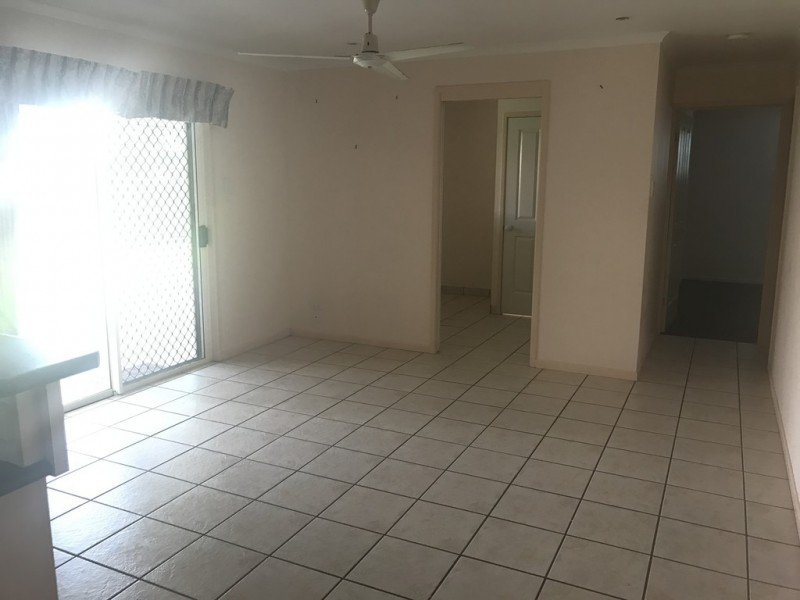 2 Cinnamon Drive, Glenella QLD 4740