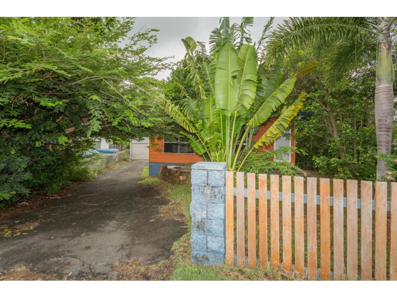 25 Cahill Crescent, Rural View QLD 4740