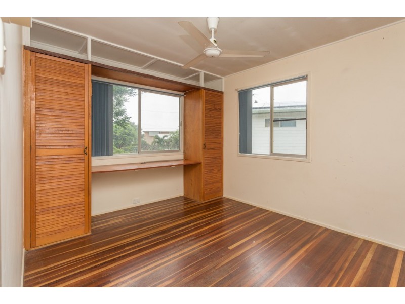 25 Cahill Crescent, Rural View QLD 4740