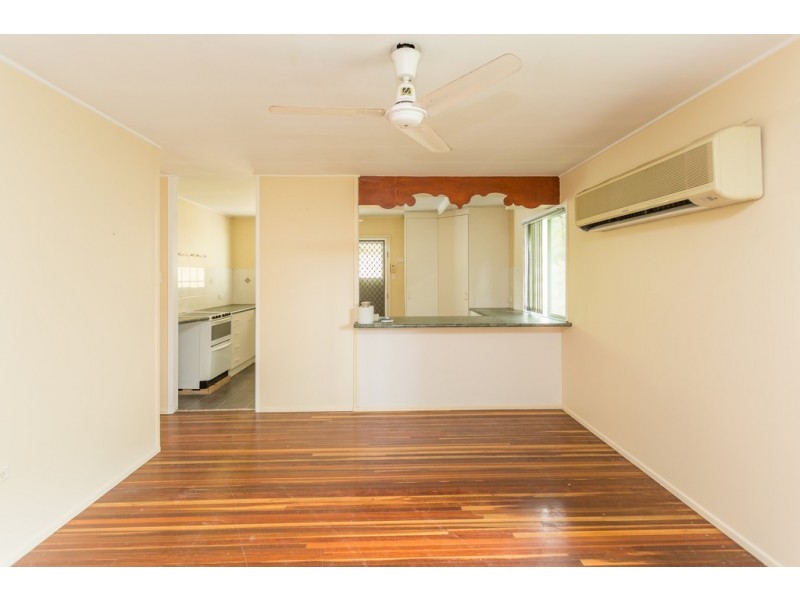 25 Cahill Crescent, Rural View QLD 4740