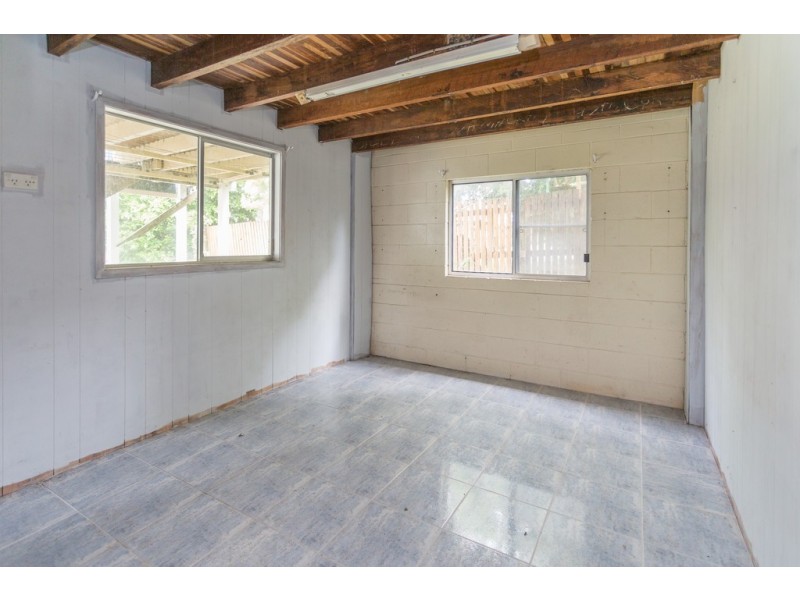 25 Cahill Crescent, Rural View QLD 4740