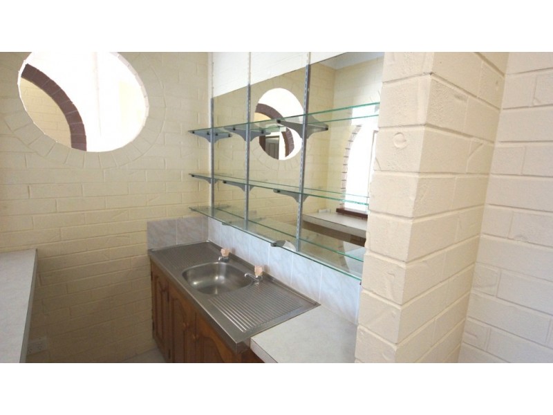 2/9 Hodges Street, East Mackay QLD 4740