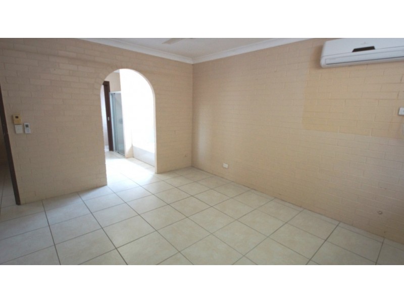 2/9 Hodges Street, East Mackay QLD 4740