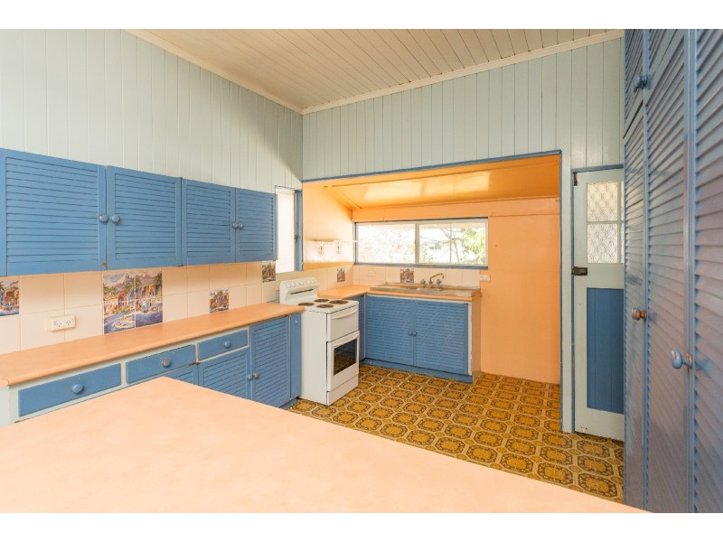 19 Hunter Street, West Mackay QLD 4740