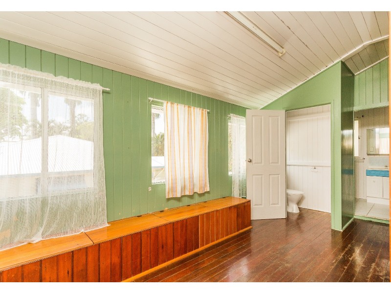 19 Hunter Street, West Mackay QLD 4740