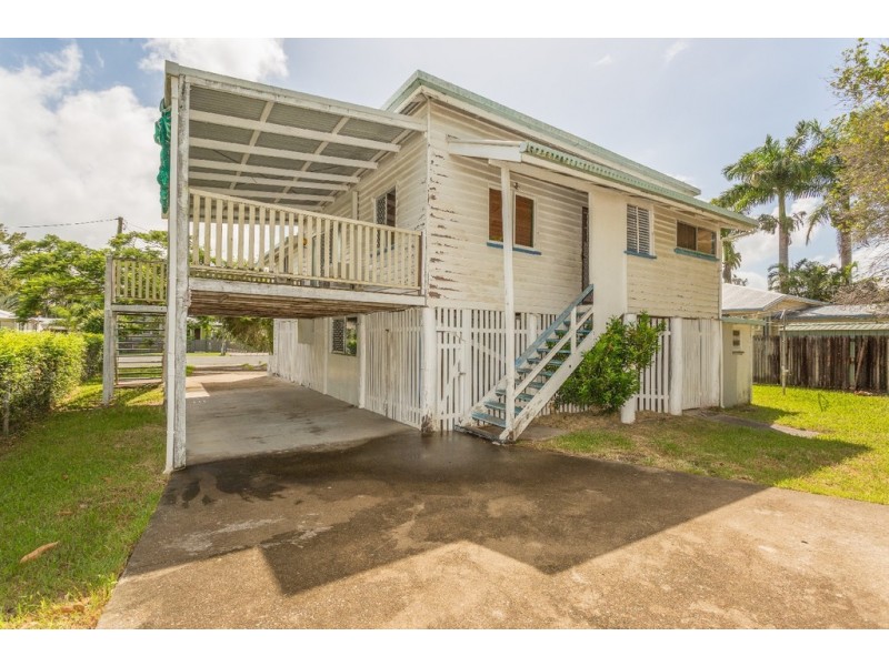 19 Hunter Street, West Mackay QLD 4740