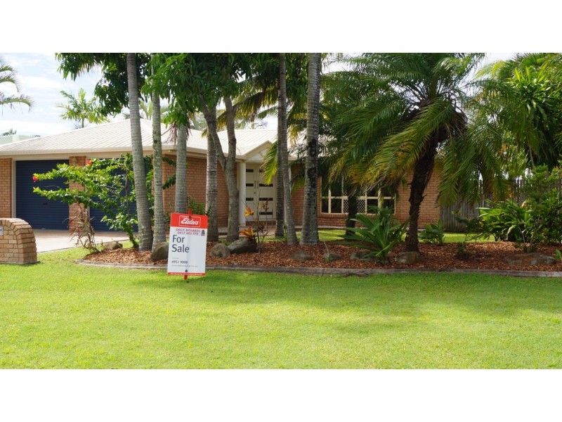 10 Border Street, Glenella QLD 4740