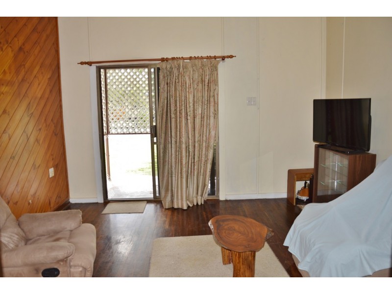 1 Eklund Street, West Mackay QLD 4740